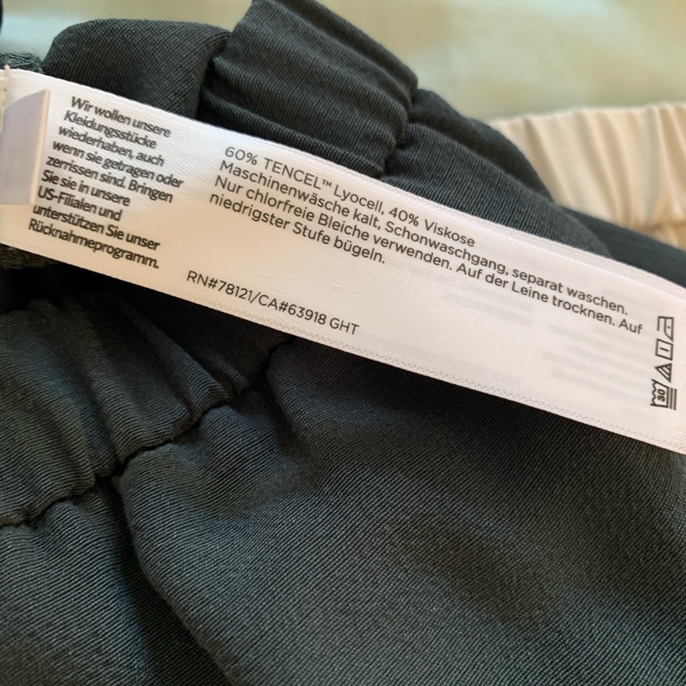 LAST CHACE SALE
Eileen Fisher Wide Ankle Pant Slit PM NWT - Picture 7 of 7